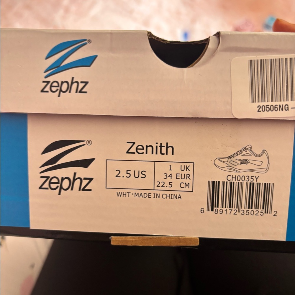 Zephz Zenith Athletic Shoes